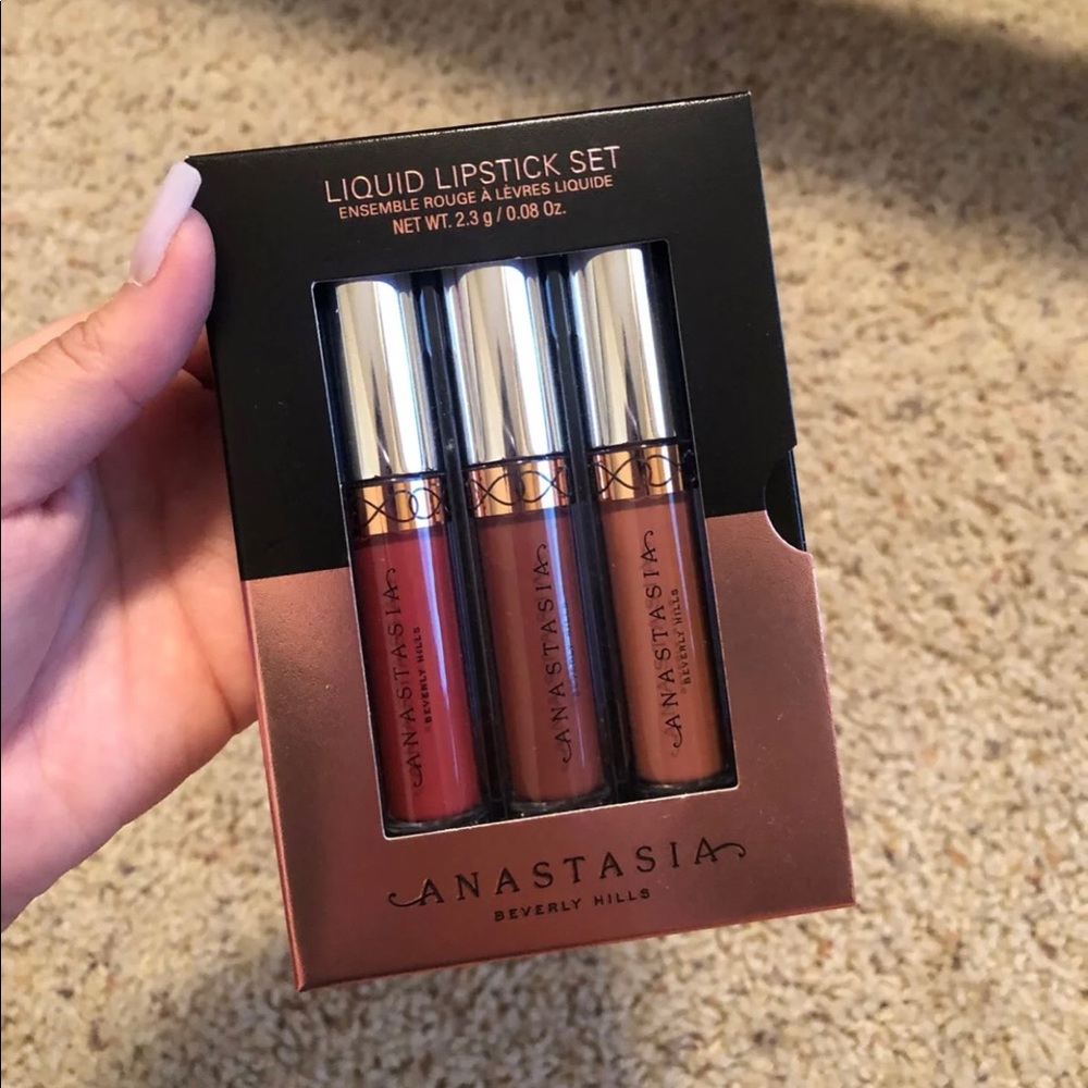 🌸 SOLD🌸 BRAND NEW Anastasia liquid Lip!